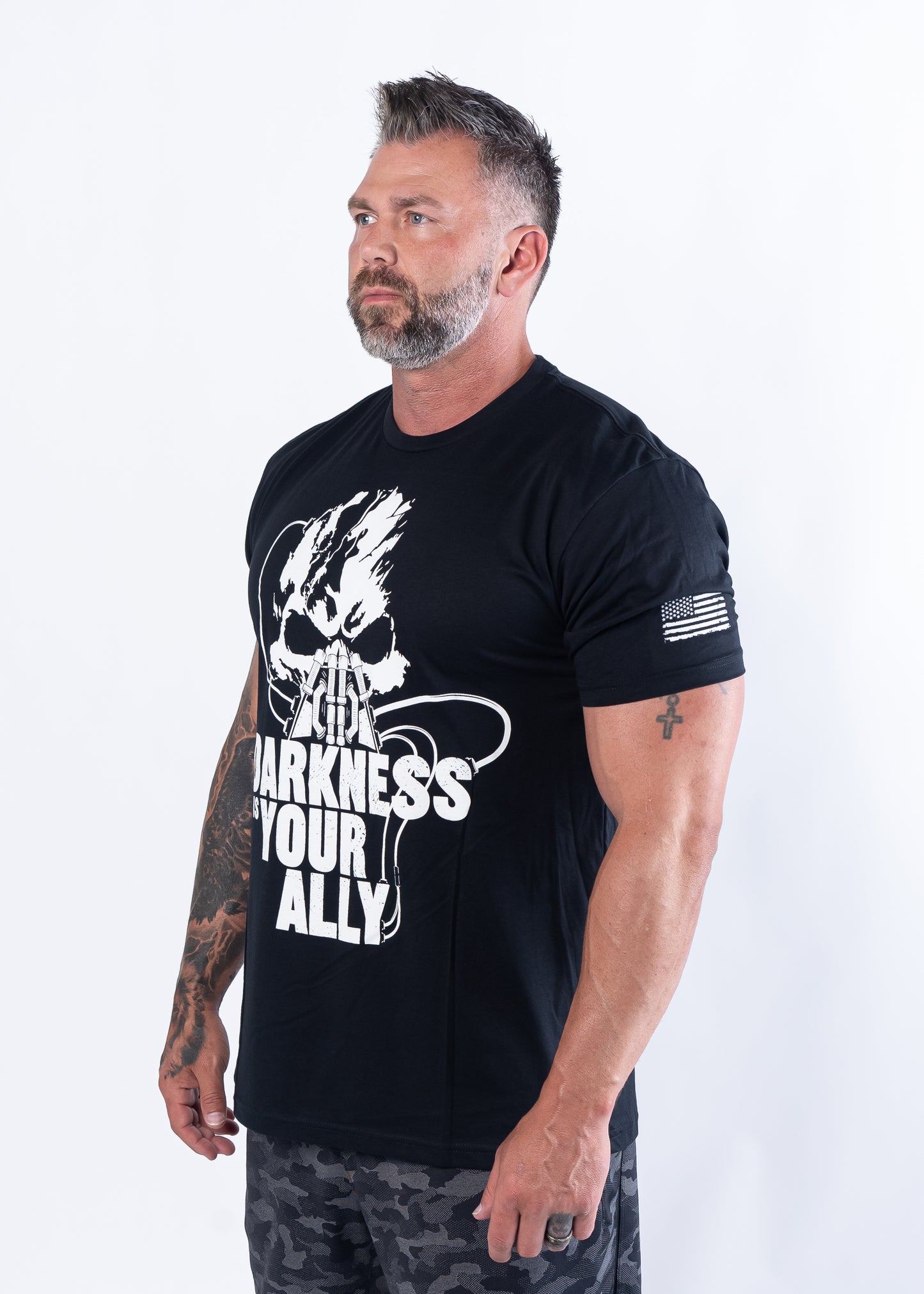 Basic Fitted T-Shirt - Darkness is your Ally | Night Ops